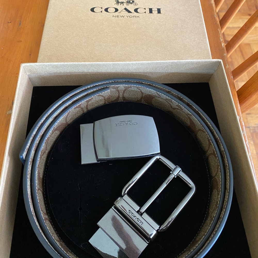 Coach belt